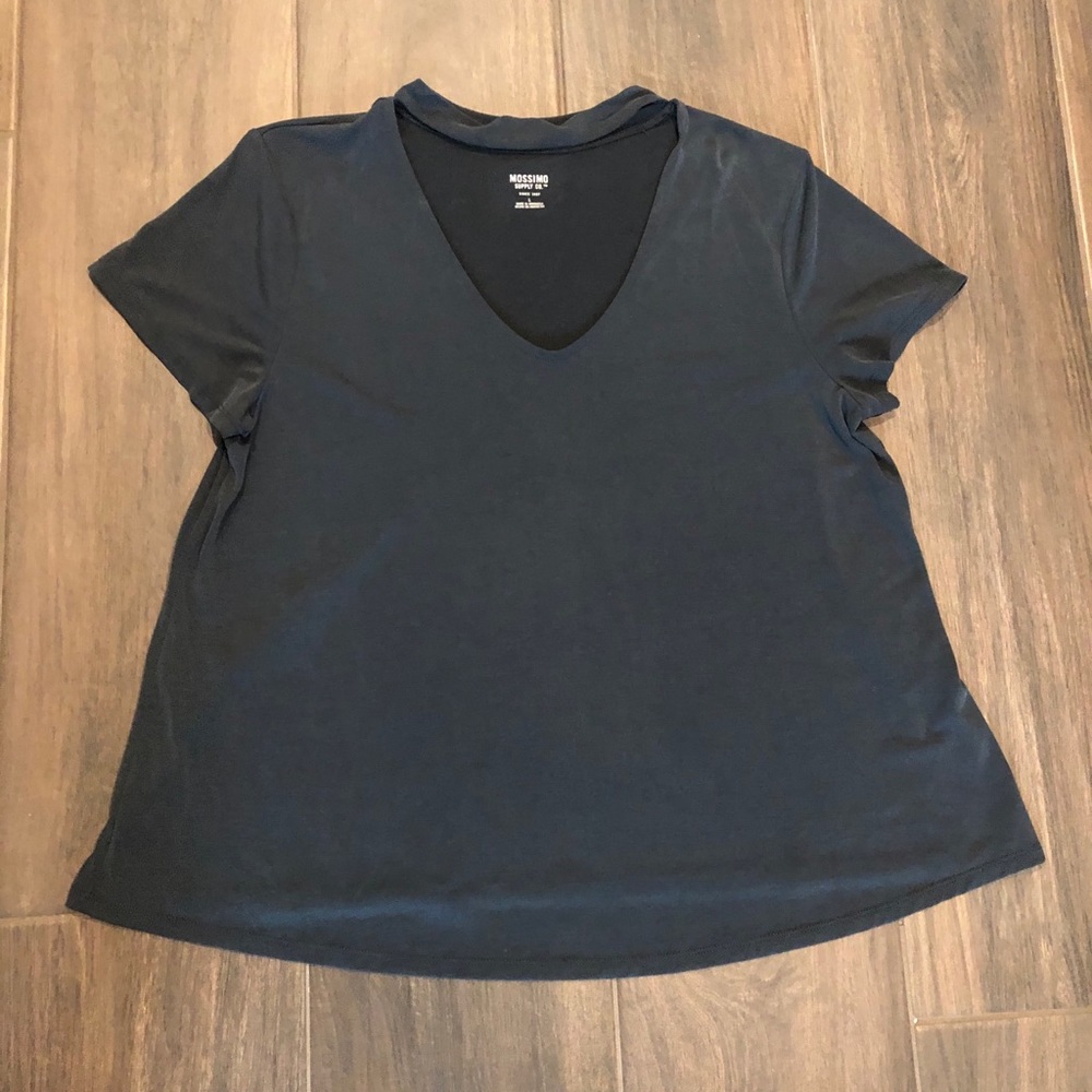 Tee with Choker